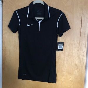 Women’s Nike Dri-fit Sports Shirt size XS NWT